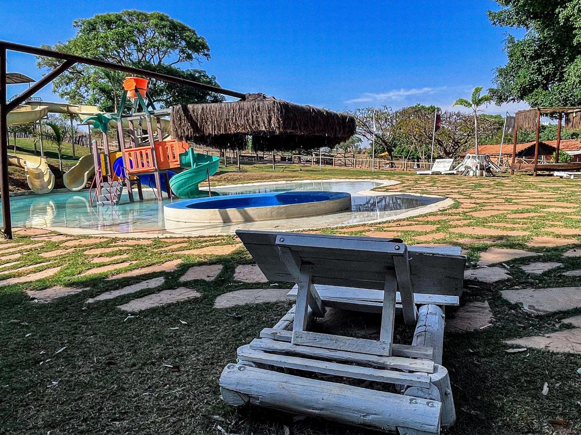 Ranchos 30 Hotel Fazenda Hidrolandia  외부 사진