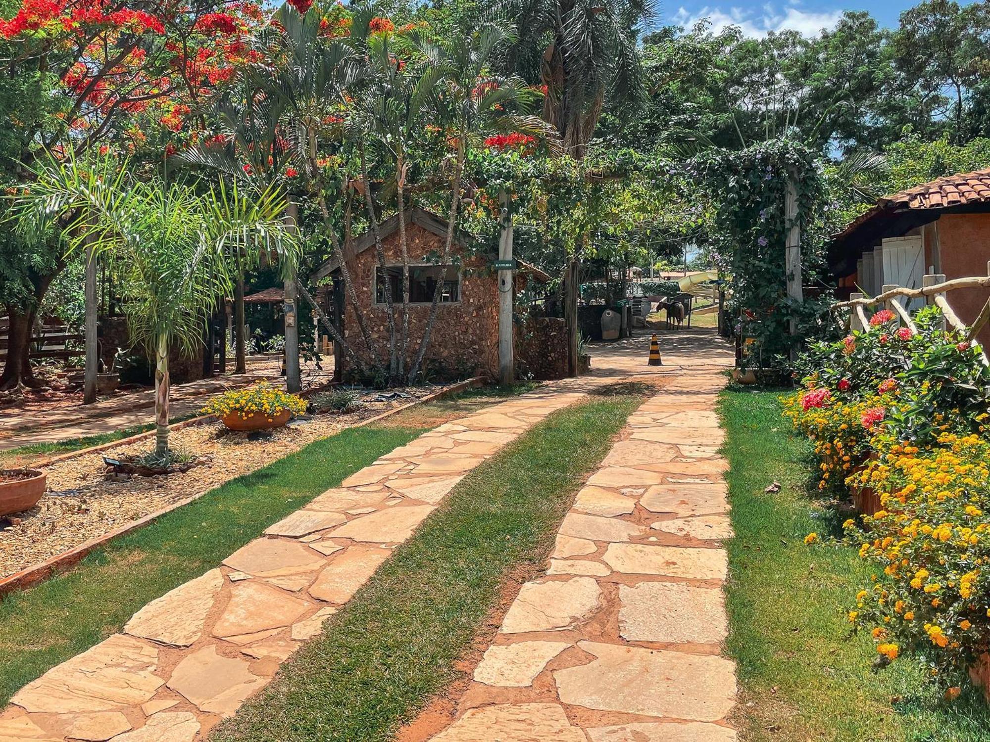 Ranchos 30 Hotel Fazenda Hidrolandia  외부 사진